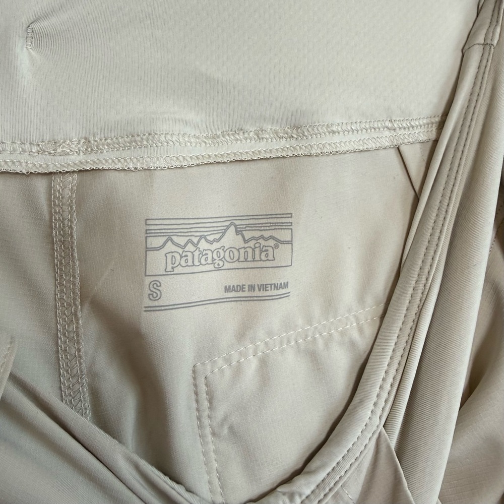 Patagonia Women’s Tech Joggers Small Khaki Tan Beige Workout Hiking Outdoor - Picture 4 of 5